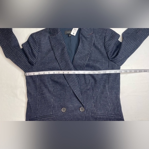 NWT Talbots Blue Pinstriped Blazer Wool Blend Jacket Size 8 - Picture 9 of 9